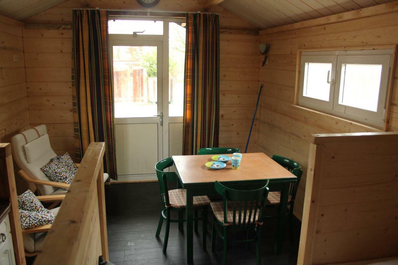 Chalet - Camping 'T Dekske Wintelre Dış mekan fotoğraf