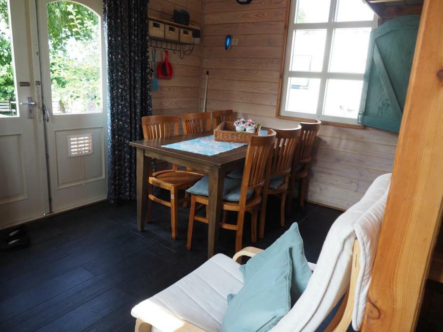 Chalet - Camping 'T Dekske Wintelre Dış mekan fotoğraf