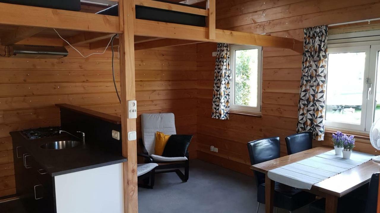 Chalet - Camping 'T Dekske Wintelre Dış mekan fotoğraf